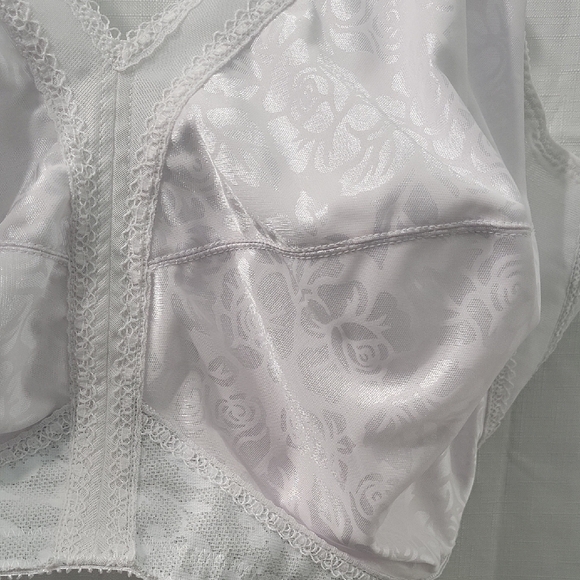 Playtex Classic White No Wire Full coverage Wide Straps Bra plus Size 50DD - Picture 8 of 8